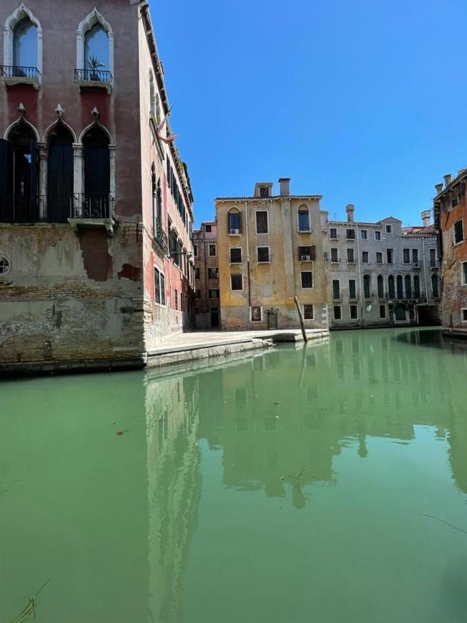 San Marco Apartment With Canal View Veneza Exterior foto